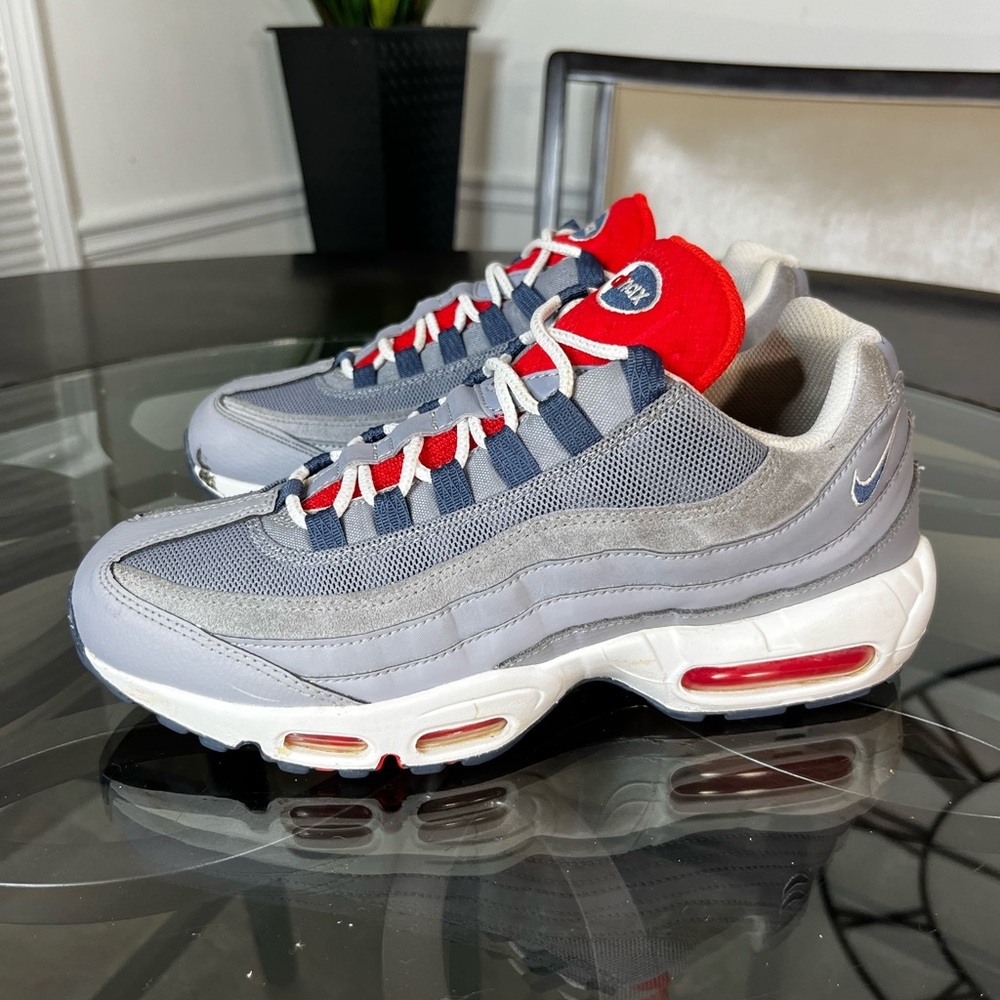 Nike Air Max 95 Cement Grey
Thunder Blue Sneakers Men's Size 9 - Picture 1 of 5